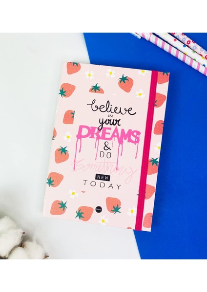 In Your Dreams Tasarımlı Lastikli Defter