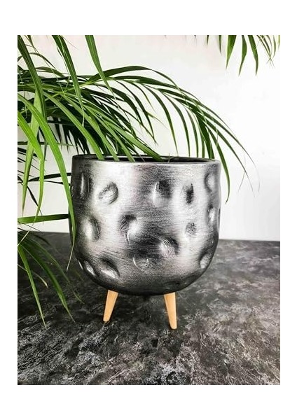 Tasarımı Ev Dekorasyon Aksesuar Gümüş Desenli Toprak Saksı Saksılık Salon Çiçeklik 3 Ayaklı - 19 cm fiyatları
