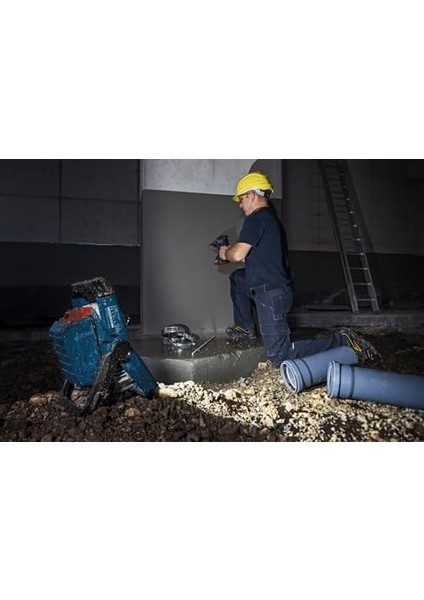 Professional Pilli LED Şantiye Lambası Glı 18V-2200 C (Maks. Parlaklık 2200 Lümen, Connect Ready, Pil ve Şarj Cihazı Olmadan, Kartonda) fiyatları