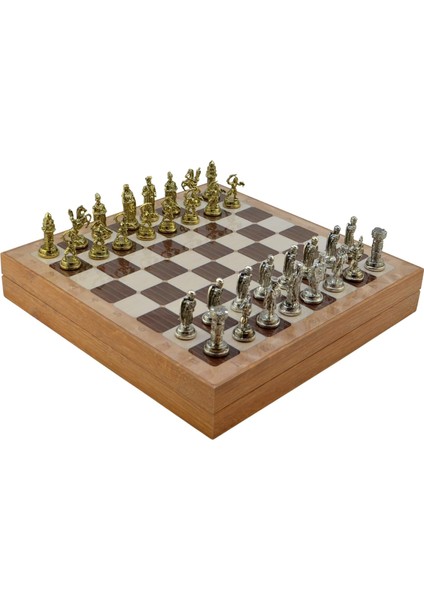 Orta Boy Metal Osmanlı-Bizans Satranç Takımı Parlak ve Rustik Desenli Sandıklı Mdf Tahtası (36 x 36 x 6 Cm.)