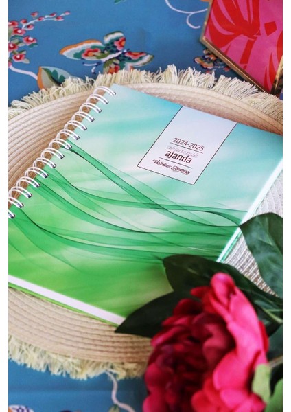 Ajanda 2024-2025 Spiralli 17X23CM 100GR.