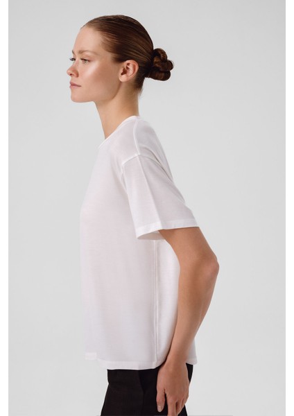 Ekru Bisiklet Yaka Basic Kadın Tişört modelleri