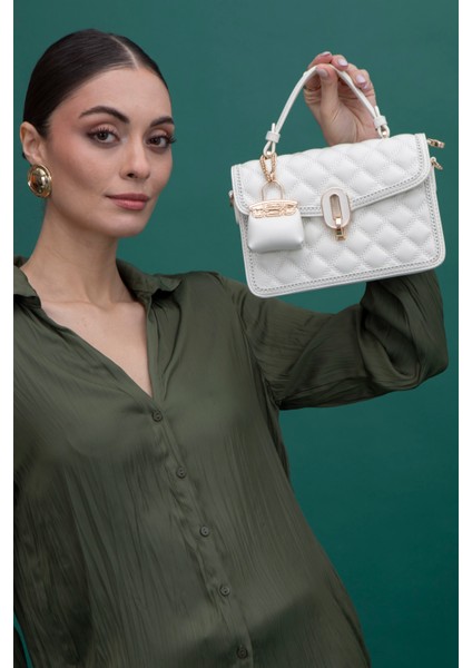 Kadın Çapraz Çanta Beyaz BYN2262 modelleri