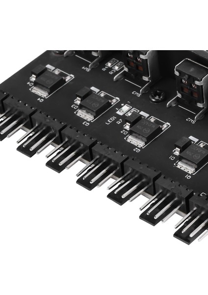 Pc 8 Kanal Fan Hub 4 Topuz Soğutma Hızı Kontrol Cihazı Cpu Kasa HDD VGA Pwm Pci Braketi Güç Tarafından 12 V Kontrol (Yurt Dışından)