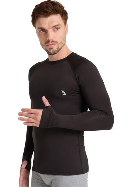 Erkek Siyah Parmak Detaylı Compression Spor Body T-shirt: Hareket Özgürlüğü ve Şıklık Bir Arada