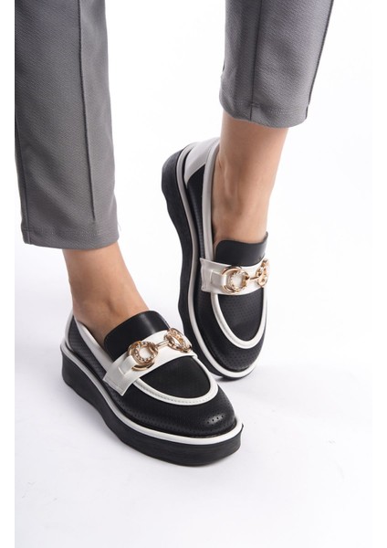 Siyah Beyaz Önden Taşlı Metal Detaylı Yüksek Taban Günlük Loafer Makosen Kadın Ayakkabı