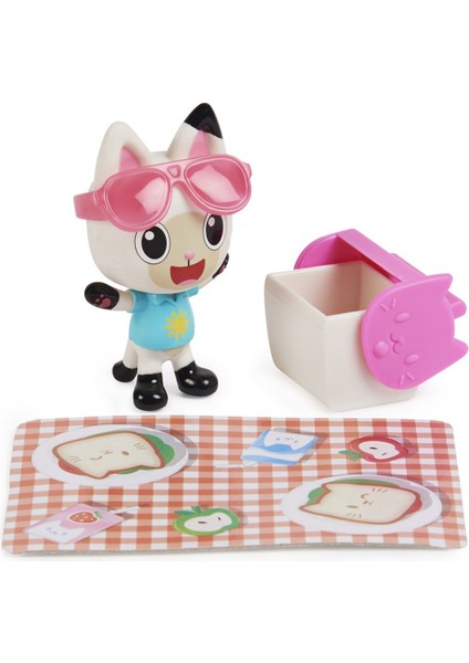 6062145 Gabbys Dollhouse Pandy Paws ve Carlita Araba ve Piknik Seti