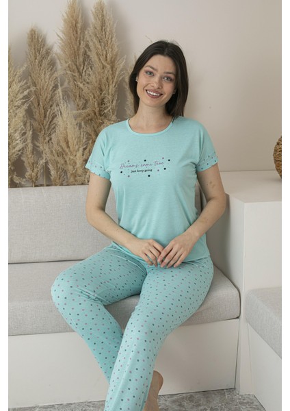 Kadın Yazlık Puantiyeli Kısa Kollu Viskon Pijama Takımı