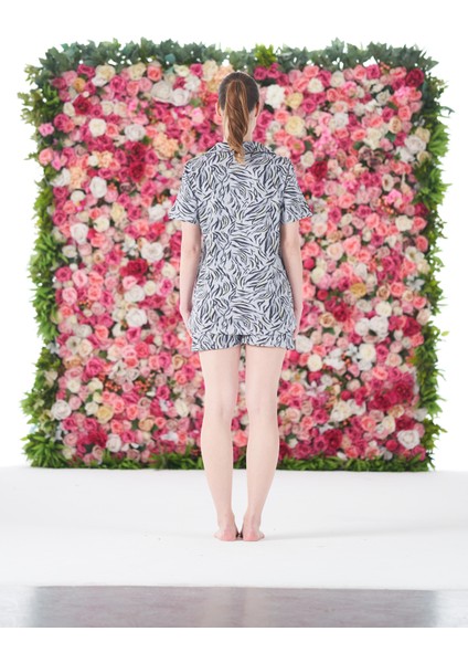 Kadın Yazlık Desenli Önden Düğmeli Şortlu Penye Lycra Pijama Takımı - Siyah Beyaz fiyatları