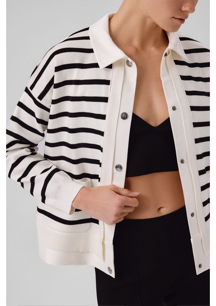 Ekru Siyah Çizgili Kadın Ceket fiyatları