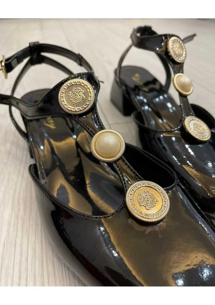 Kadın Rugan Çift Bantlı Şık Tokalı Detaylı Açık Klasik Topuklu Ayakkabı modelleri