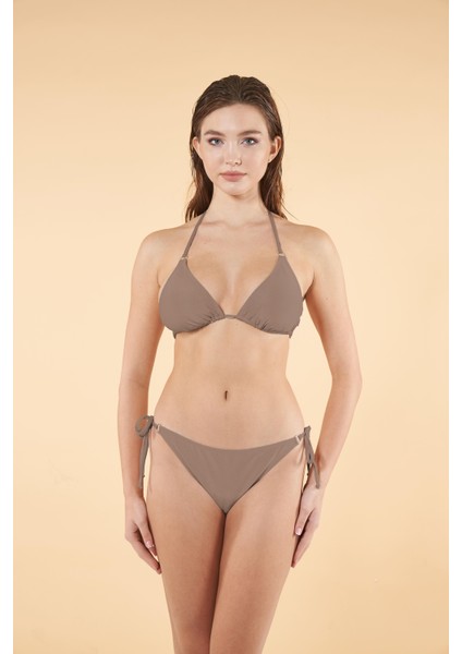 Aksesuarlı Üçgen Bikini Takımı - Bej