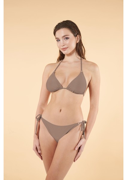 Aksesuarlı Üçgen Bikini Takımı - Bej