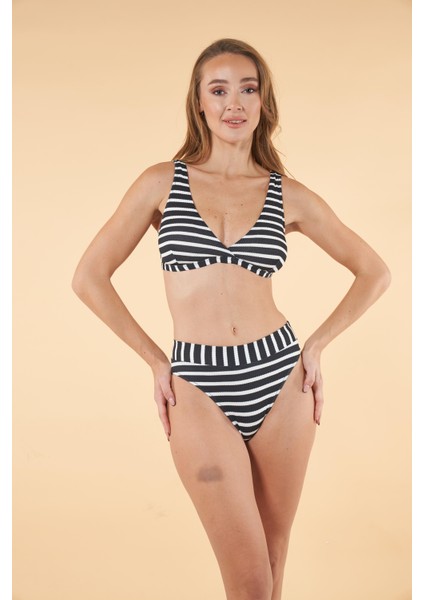 Kemerli Kruvaze Çizgi Desenli Bikini Takımı - Siyah Bayaz modelleri
