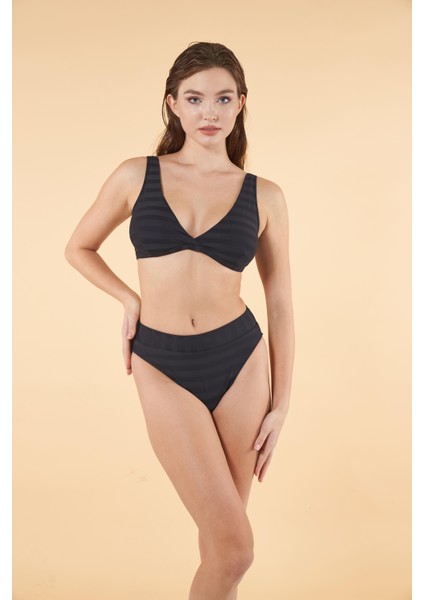 Kemerli Kruvaze Çizgi Dokulu Bikini Takımı - Siyah