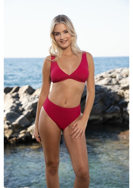 Kemerli Kruvaze Bikini Takımı - Kırmızı
