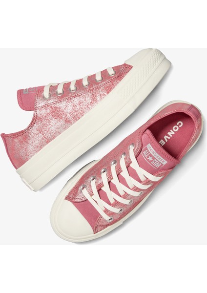 Chuck Taylor All Star Lift Kadın Pembe Süet Platform Sneaker indirimleri