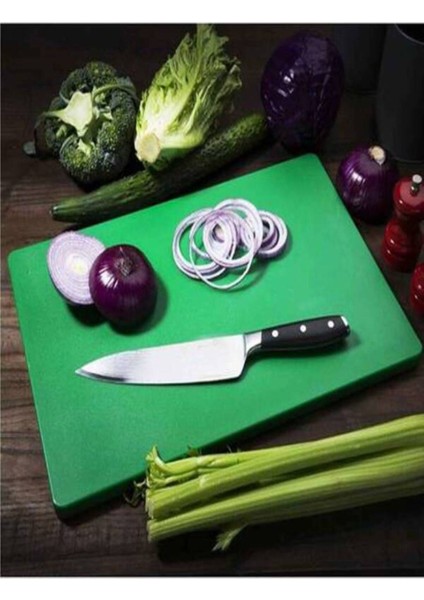 Yeşil Polietilen Kesme Tahtası 25*40*2 cm Yeşil / Tek Ebat