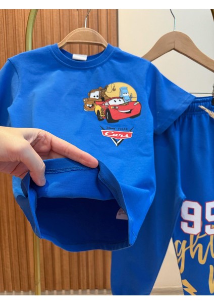 Erkek Çocuk Disney Cars Lightning Mcqueen Baskılı Tişört ve Eşofman Takımı - Konforlu ve Şık Spor Kombin fiyatları