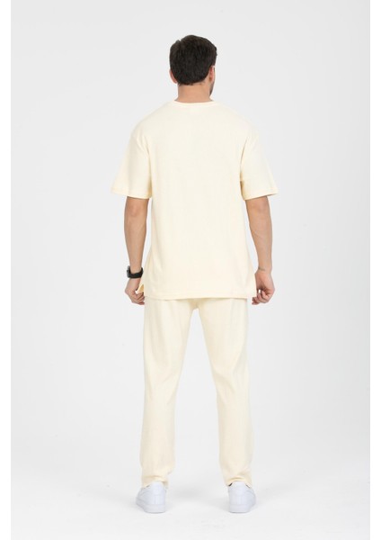 Erkek Pamuklu Takım - Rahat Jogger ve T-Shirt, Günlük Şıklık Için Ideal fiyatları