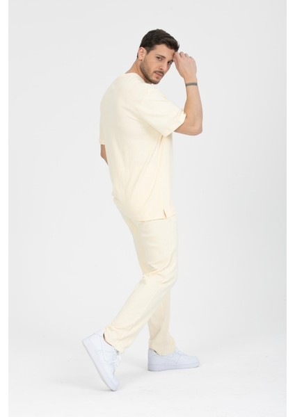 Erkek Pamuklu Takım - Rahat Jogger ve T-Shirt, Günlük Şıklık Için Ideal indirimleri