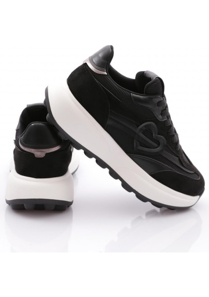 2406-2007 Kadin Bağcikli Spor Ayakkabi modelleri