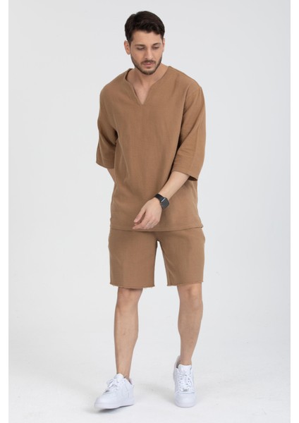 Erkek %100 Pamuklu V Yaka Kısa Kollu Gömlek - Konforlu ve Modern Stil