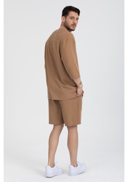 Erkek %100 Pamuklu V Yaka Kısa Kollu Gömlek - Konforlu ve Modern Stil