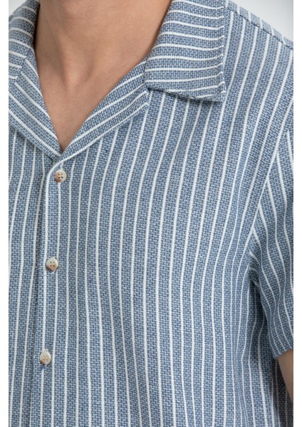 Erkek %100 Pamuklu Kısa Kollu Gömlek - Şık Düğmeli Yaka, Günlük Kullanım Için Ideal