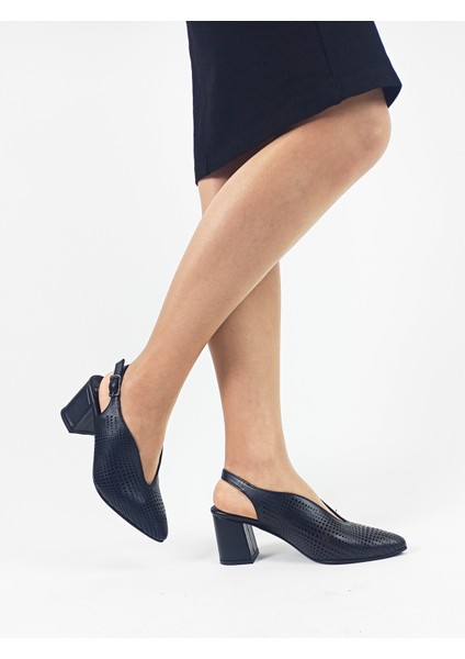 Deri Siyah Renk Lazer Kesim Kalın Topuk Kadın Topuklu Sandalet modelleri