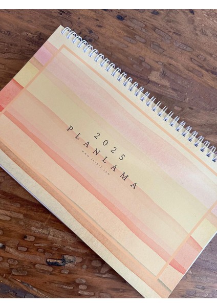 Masaüstü Spiralli Sümen - Sarı Desenli Kapak, Renkli Iç Baskılı Defter modelleri