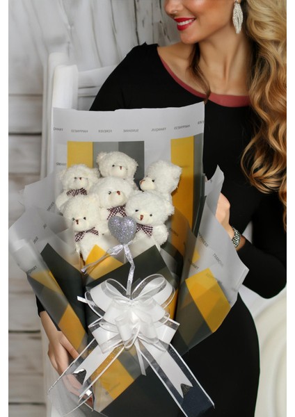 Elegance Peluş Ayıcık Buketi - 6 Adet Yumoş Peluş Ayıcık ve Simli Gümüş Kalp ile Özel Büyük Kutuda