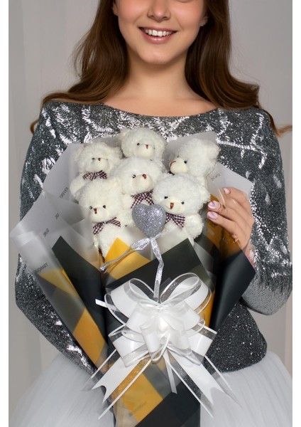 Elegance Peluş Ayıcık Buketi - 6 Adet Yumoş Peluş Ayıcık ve Simli Gümüş Kalp ile Özel Büyük Kutuda