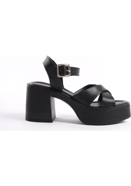 Siyah Yüksek Yandan Tokalı Çapraz Şeritli Önü Açık Cilt Yazlık Kadın Dolgu Taban Sandalet Ayakkabı fırsatları