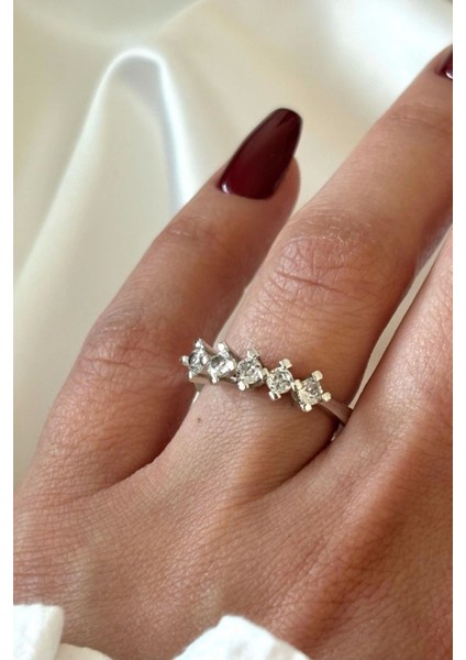 Klasik Mini Zirkon Taşlı 5 Taş Ayarlanabilir Kadın Yüzük