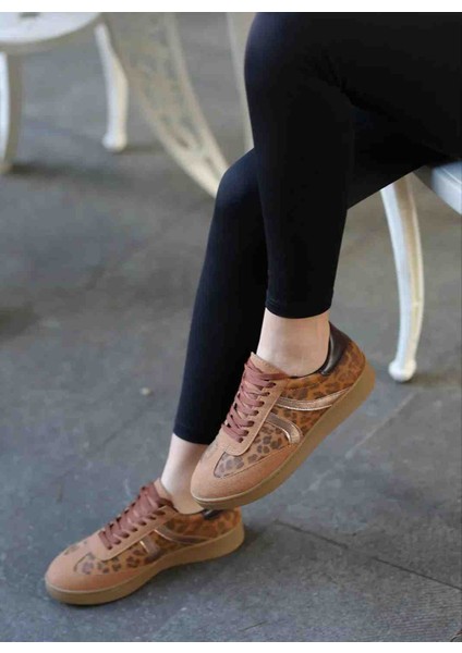 Selinda Taba Süet Leopar Desenli Kauçuk Taban Bağcıklı Kadın Sneaker