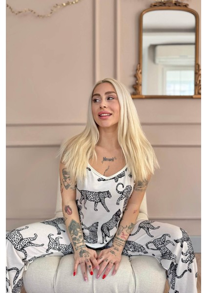 Panther Dantelli Ip Askılı Örme Kadın Pijama Takımı fırsatları