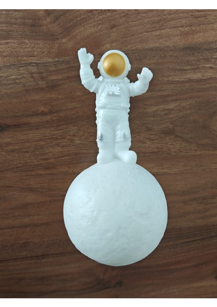 Astronot Şekilli Pilli Gece ve Masa Lambası BigTrendStore