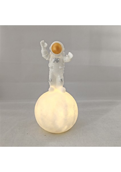 Astronot Şekilli Pilli Gece ve Masa Lambası BigTrendStore