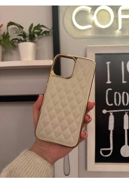 iPhone 13 Pro Max Baklava Desenli Deri Kılıf