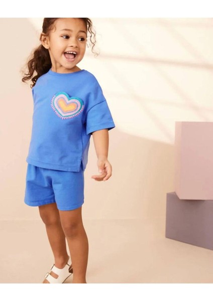 Kalp Işlemeli Şortlu Takım