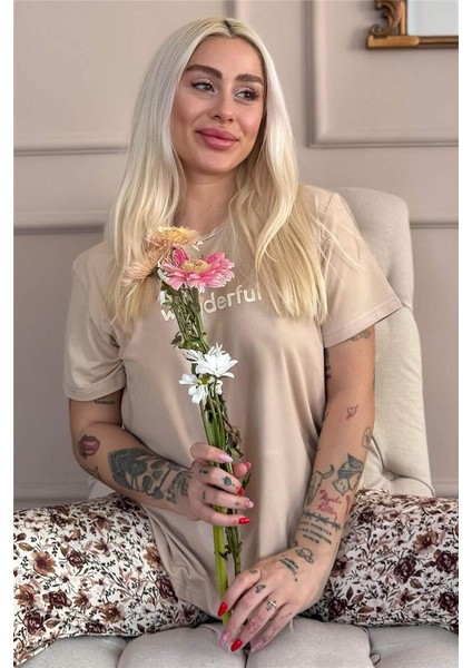 Bej Wonderful Desenli Kısa Kollu Örme Kadın Pijama Takımı