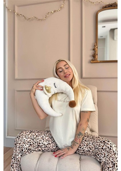 Krem Wild At Heart Desenli Kısa Kollu Örme Kadın Pijama Takımı fırsatları