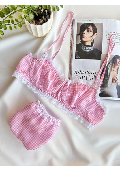Pinterest Model Kadın Iç Çamaşırı Takımı