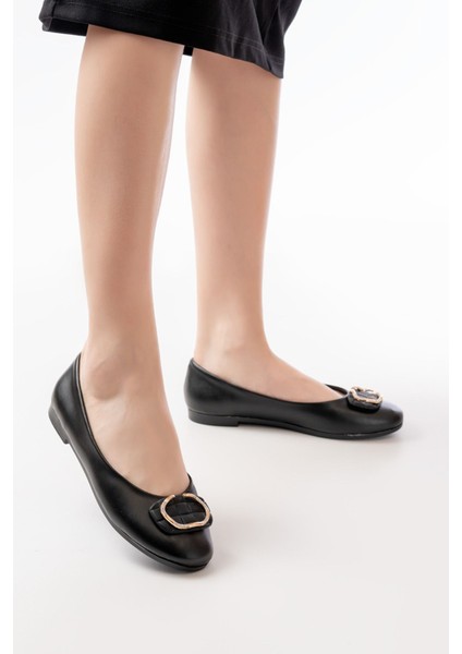 İNF-325 Siyah Tokalı Aksesuarlı Günlük Kadın Babet fırsatları