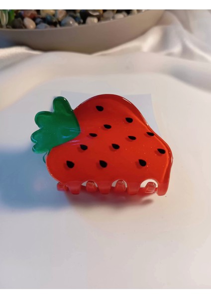 Küçük Boy Çilek Desenli Mandal Toka fiyatları