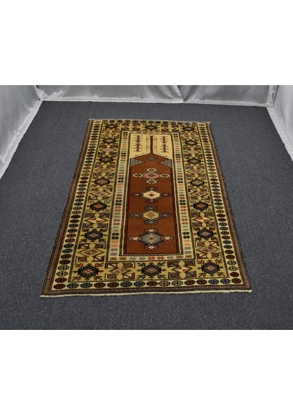 El Dokuma Otantik Kirman Bozalan Milas Muğla Yün Halı 5712