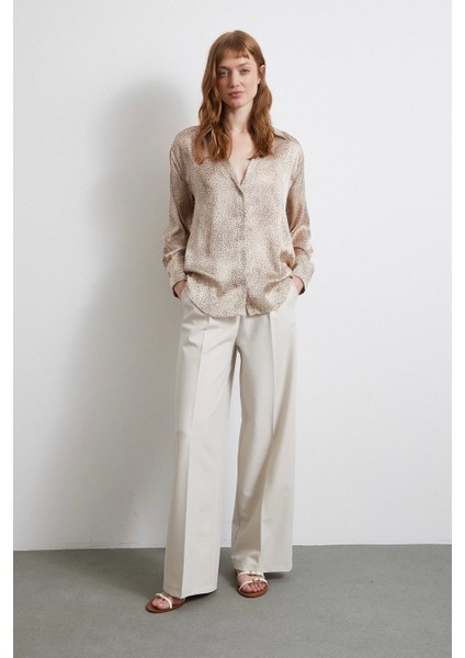 V Yaka Desenli Saten Gömlek Yeşil fiyatları