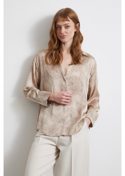 V Yaka Desenli Saten Gömlek Yeşil modelleri