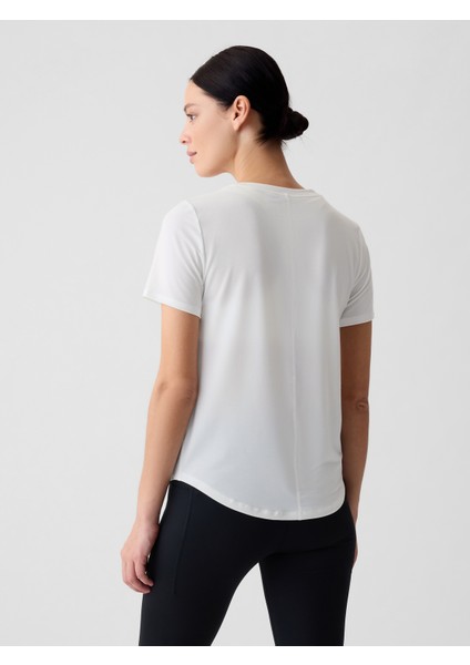 Kadın Beyaz GapFit Breathe T-Shirt